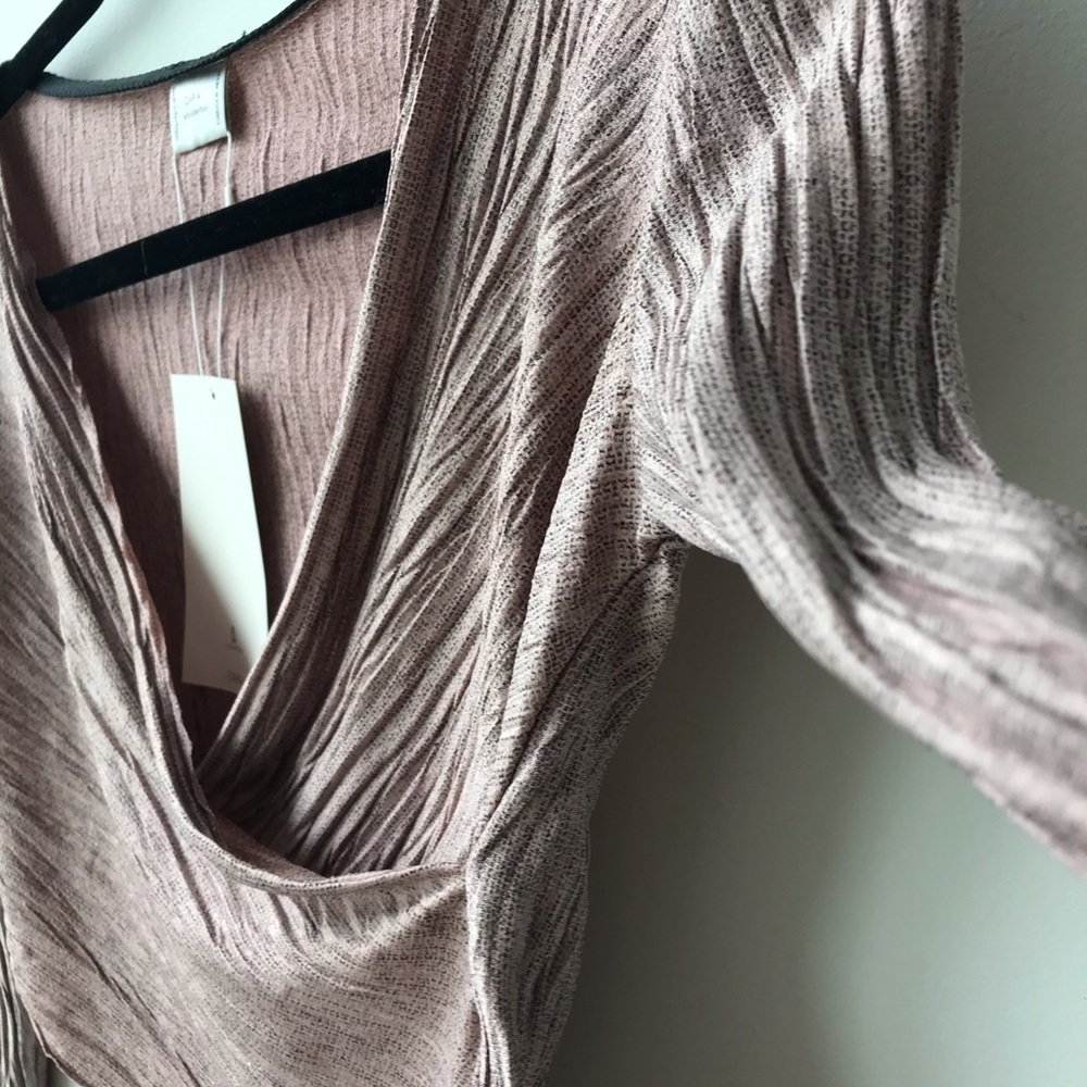 Zara W/B Collection Surplice Blouse 💞 - Picture 7 of 7